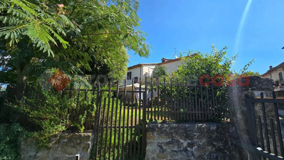 Casa indipendente in vendita a Arezzo - foto 7