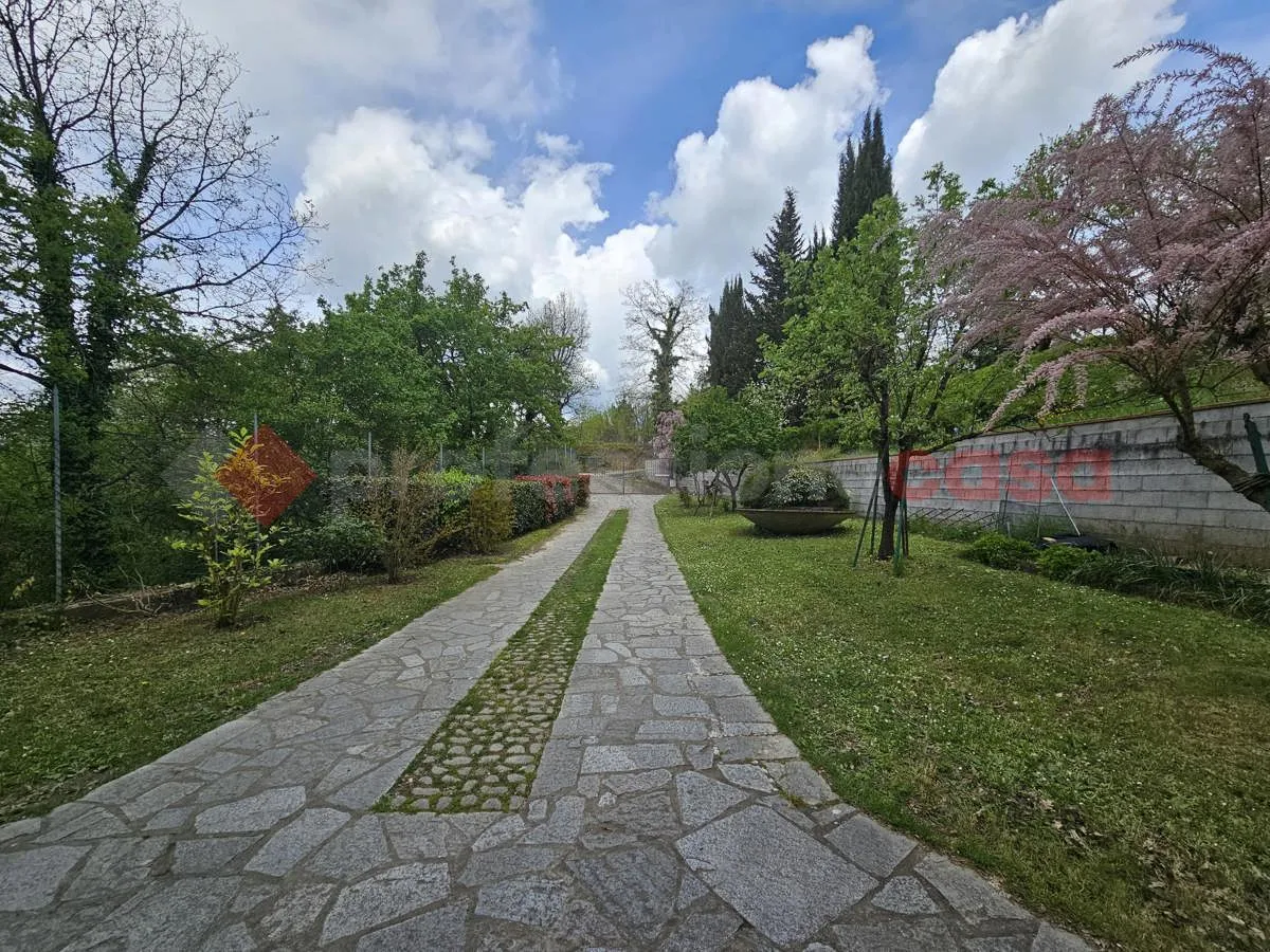 Casa indipendente in vendita a Arezzo - foto 4