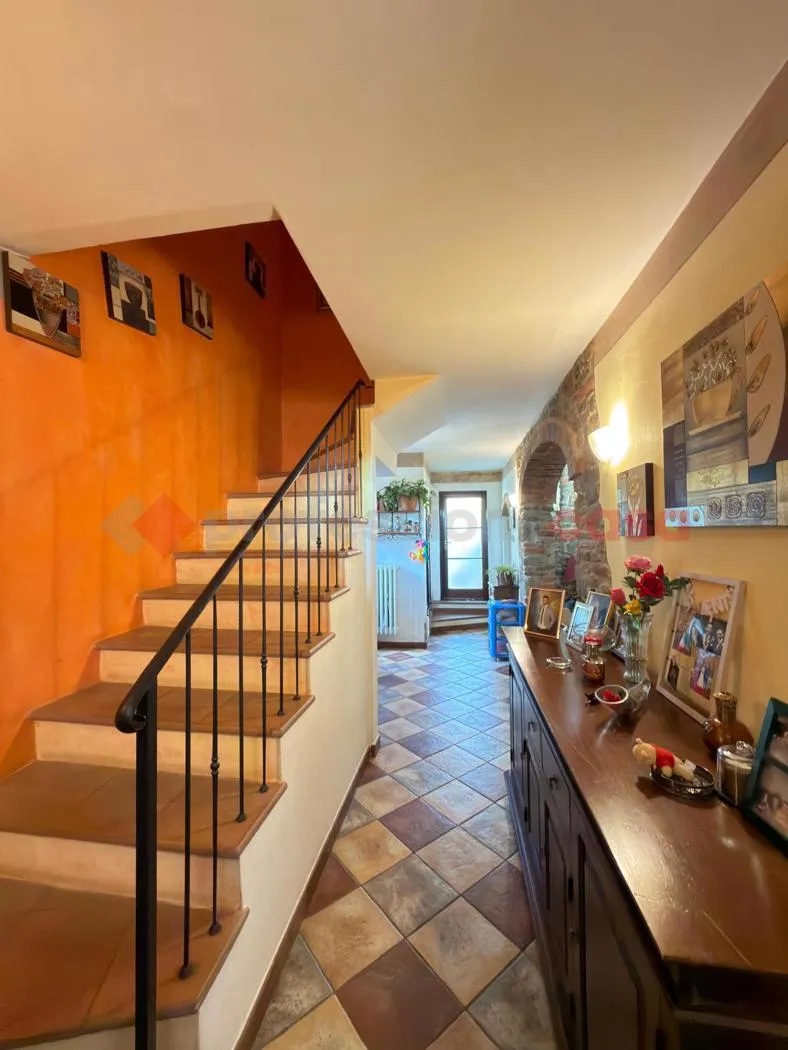 Casa indipendente in vendita a Civitella in Val di Chiana - foto 10