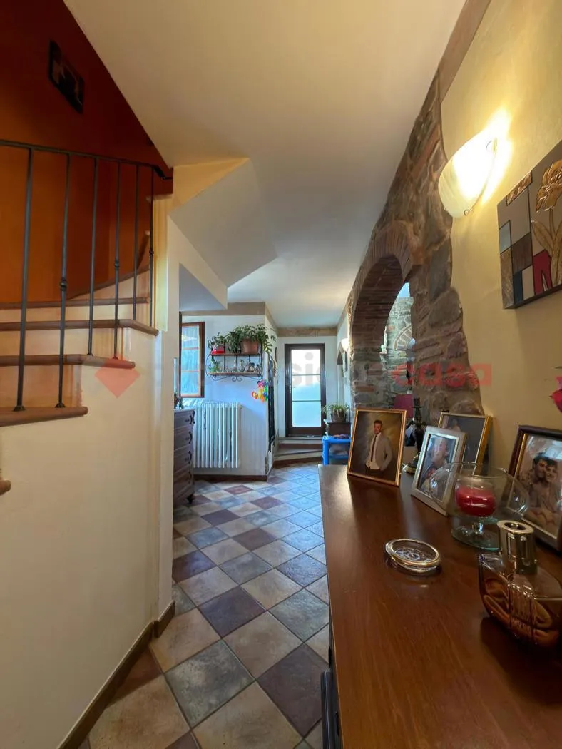 Casa indipendente in vendita a Civitella in Val di Chiana - foto 9