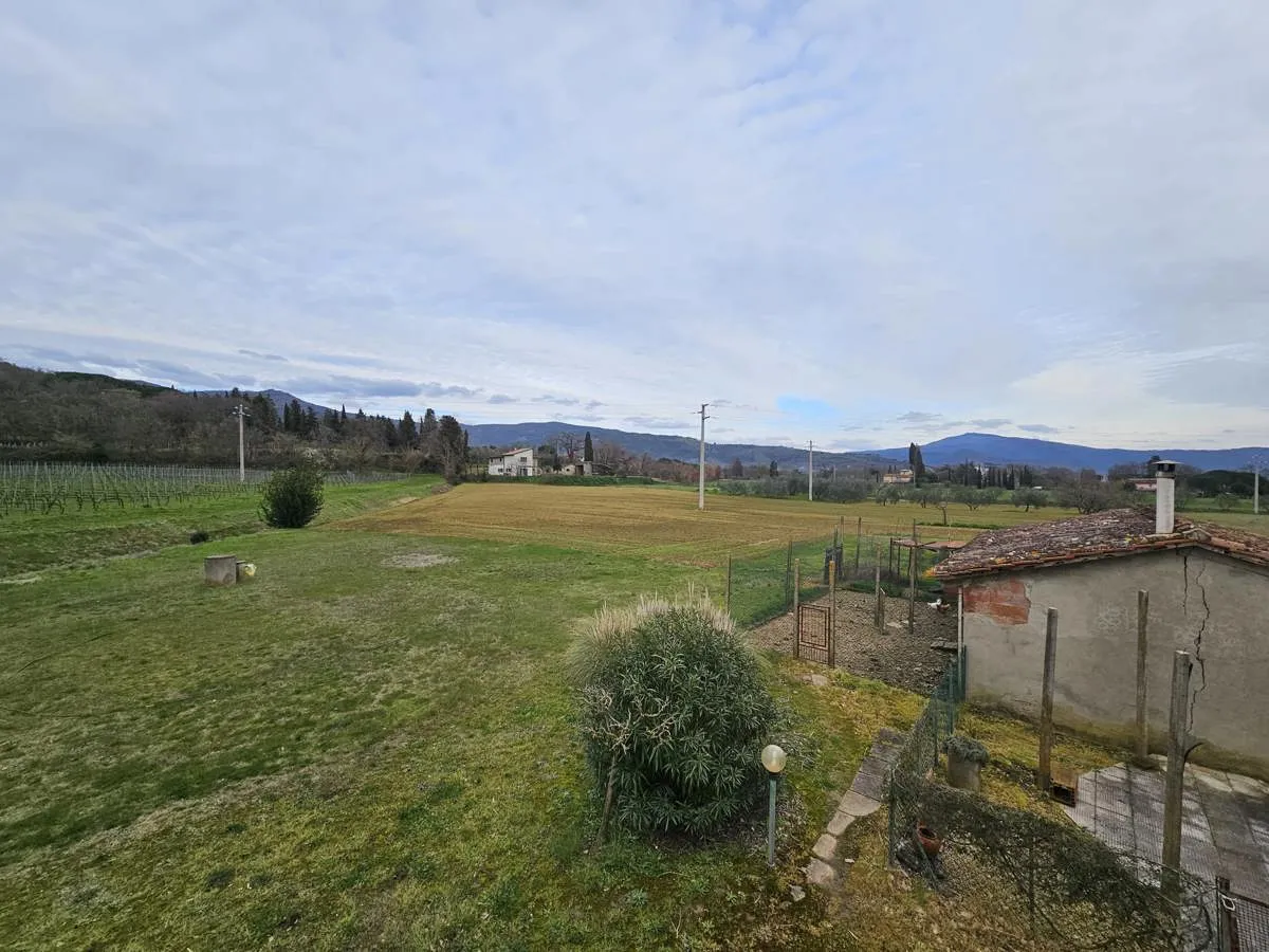 Casa indipendente in vendita a Arezzo - foto 3