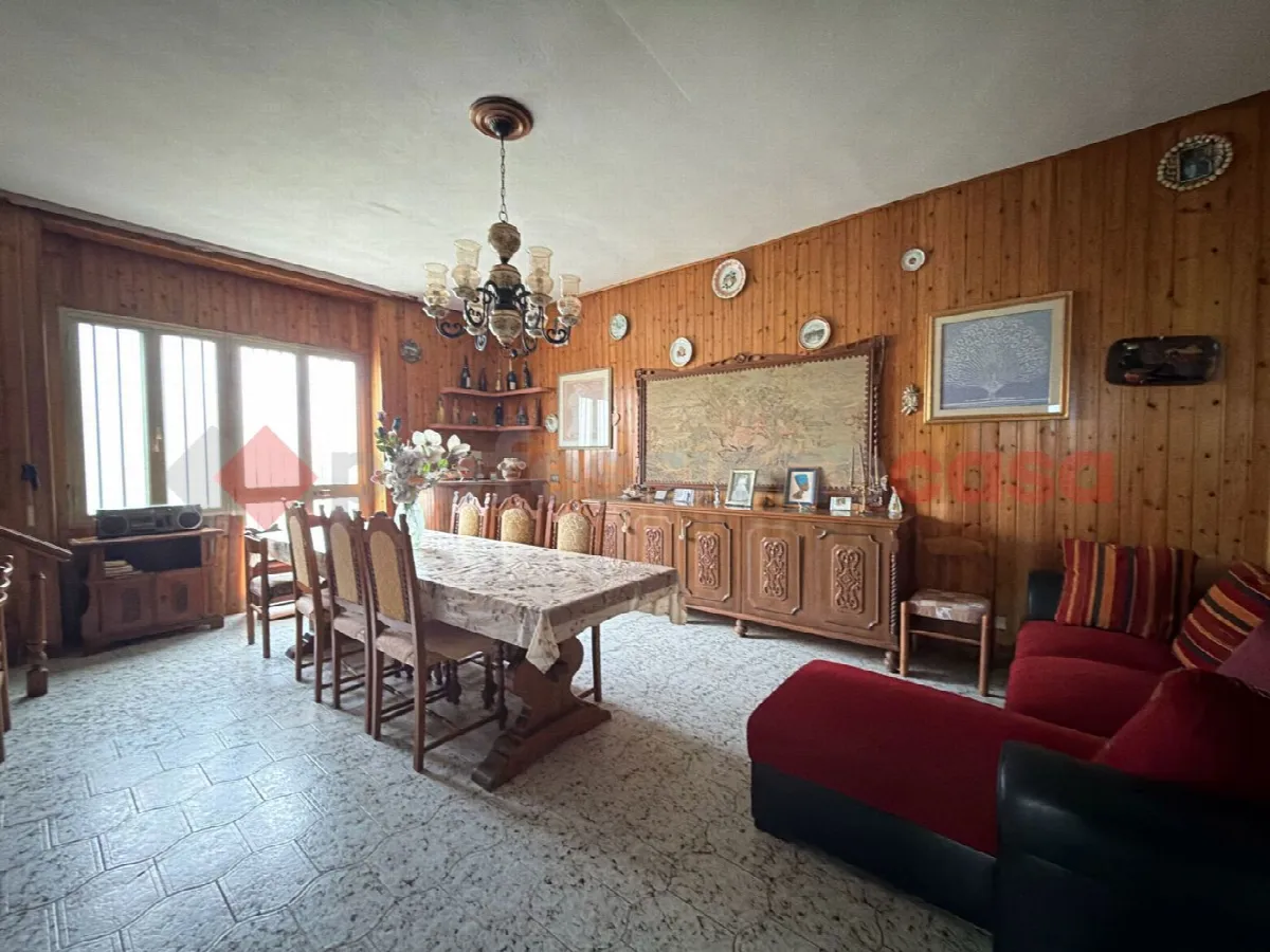 Casa indipendente in vendita a Arezzo - foto 4