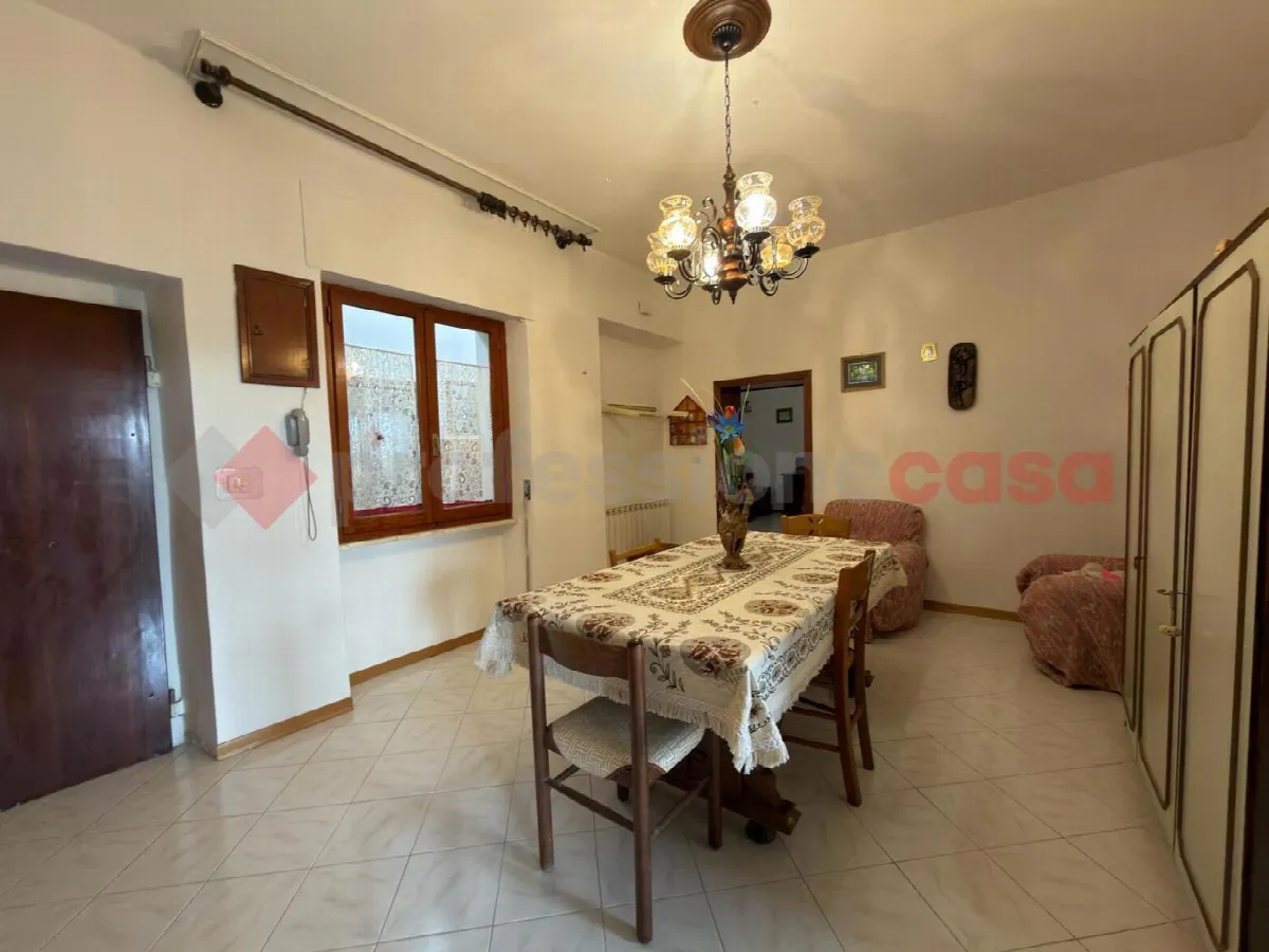 Casa indipendente in vendita a Arezzo - foto 8