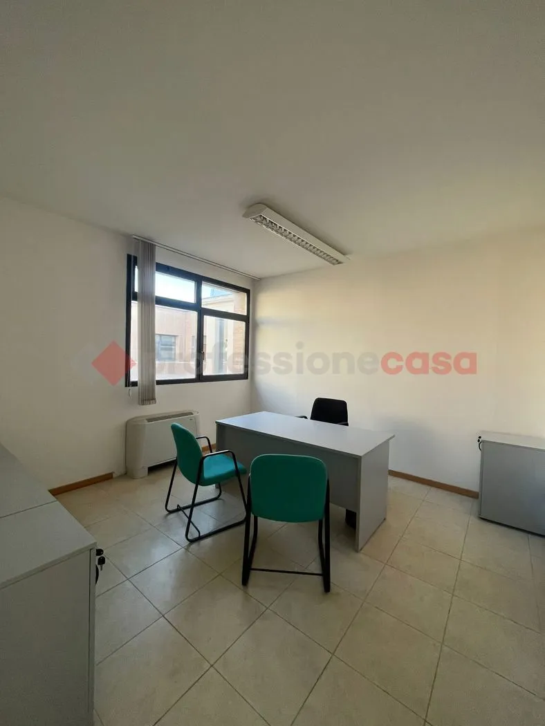 Ufficio in vendita a Arezzo - foto 2
