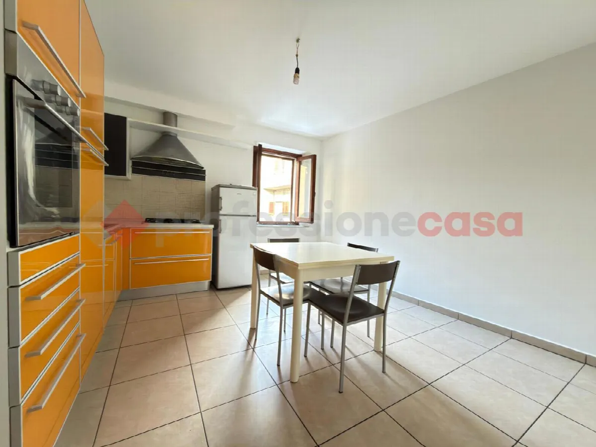 Casa indipendente in vendita a Arezzo - foto 1