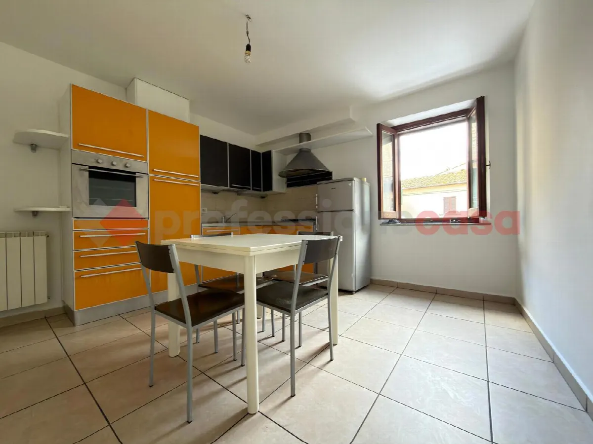 Casa indipendente in vendita a Arezzo - foto 4