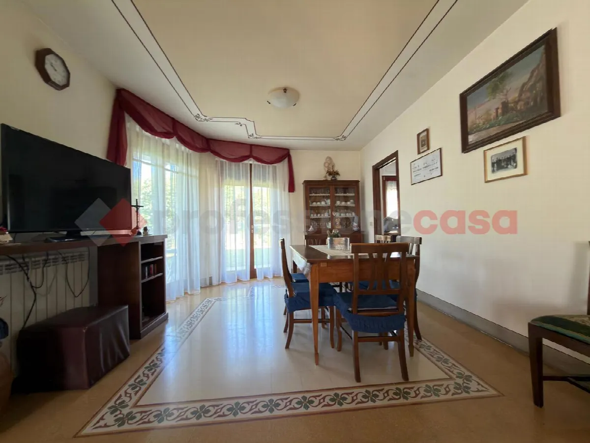 Casa indipendente in vendita a Civitella in Val di Chiana - foto 8