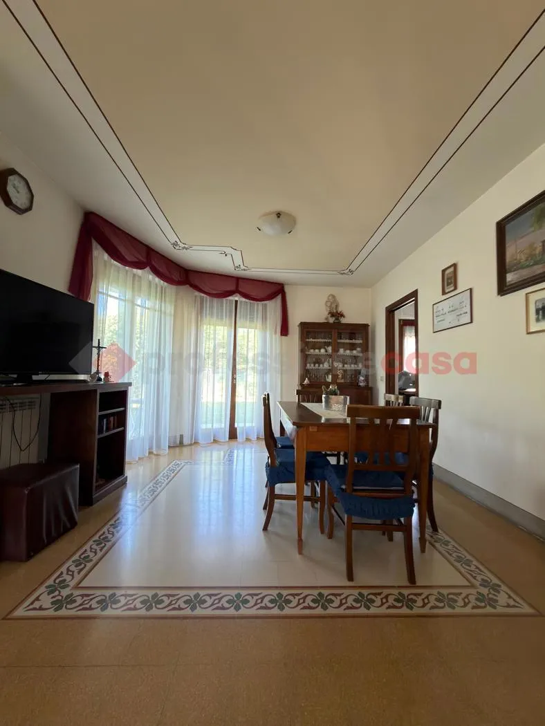 Casa indipendente in vendita a Civitella in Val di Chiana - foto 9