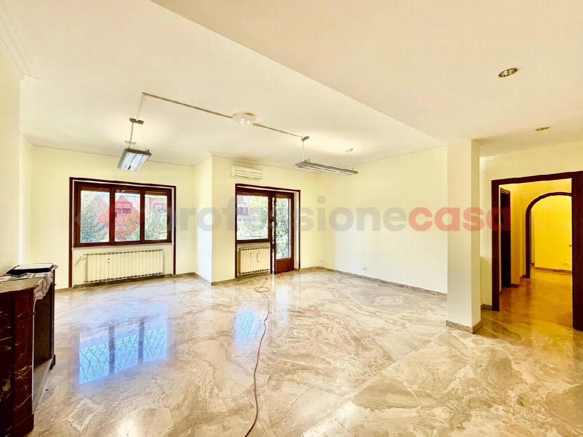 Appartamento in vendita a Roma - foto 1