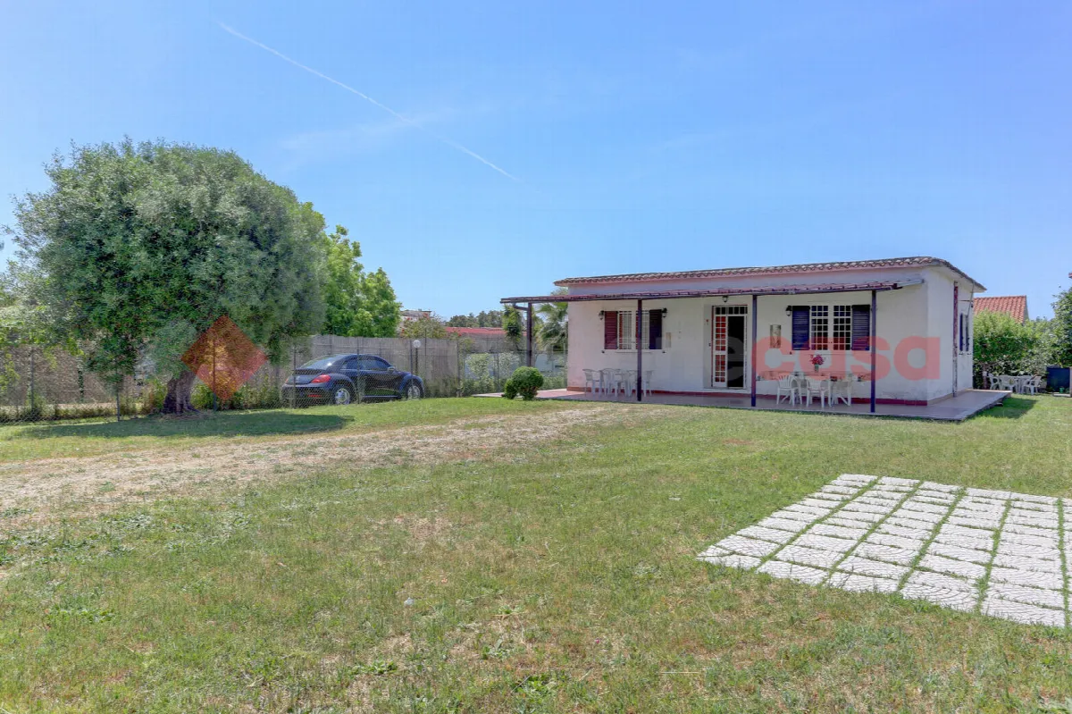 Villetta a schiera in vendita a Latina - foto 1