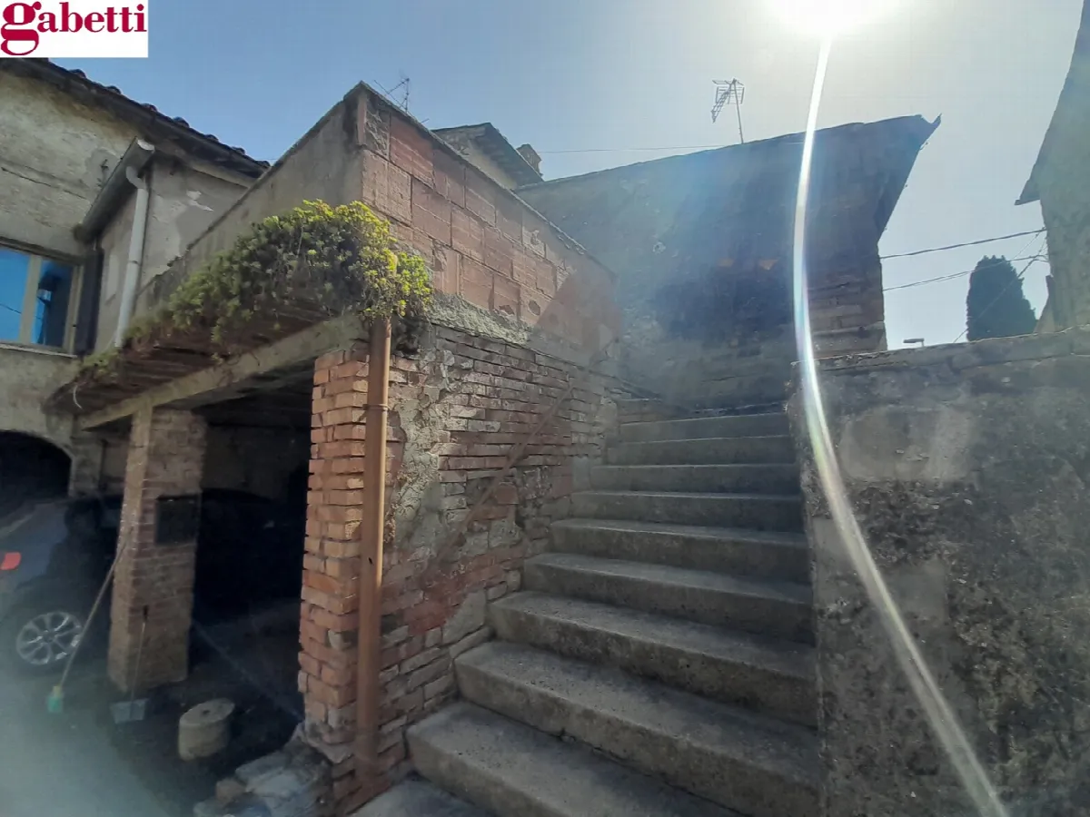 Casa indipendente in vendita a Colle di Val d'Elsa - foto 4