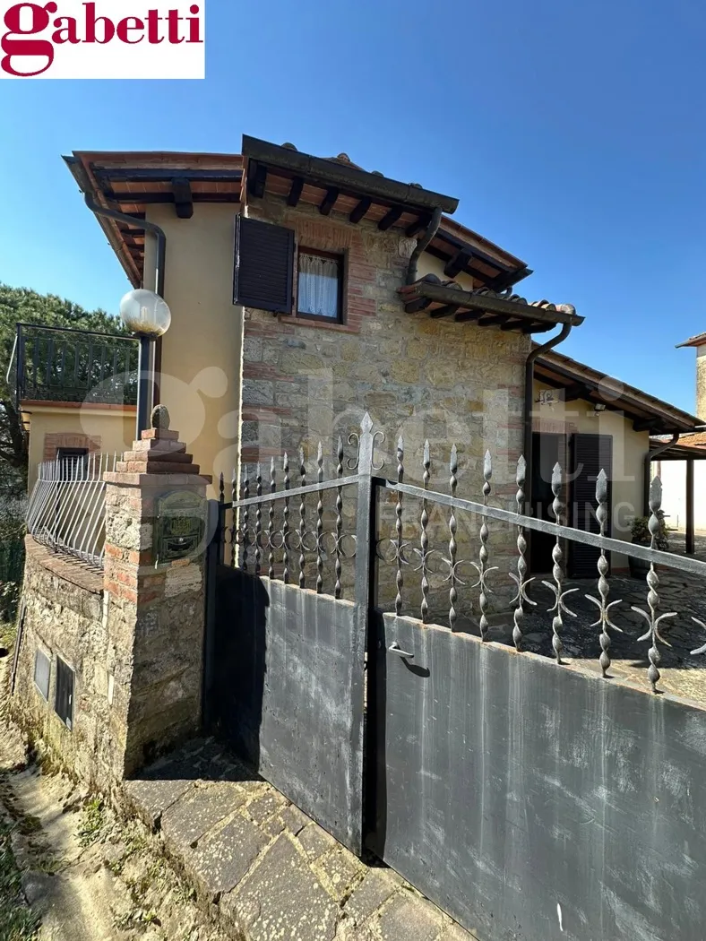 Casa indipendente in vendita a Gaiole in Chianti - foto 1