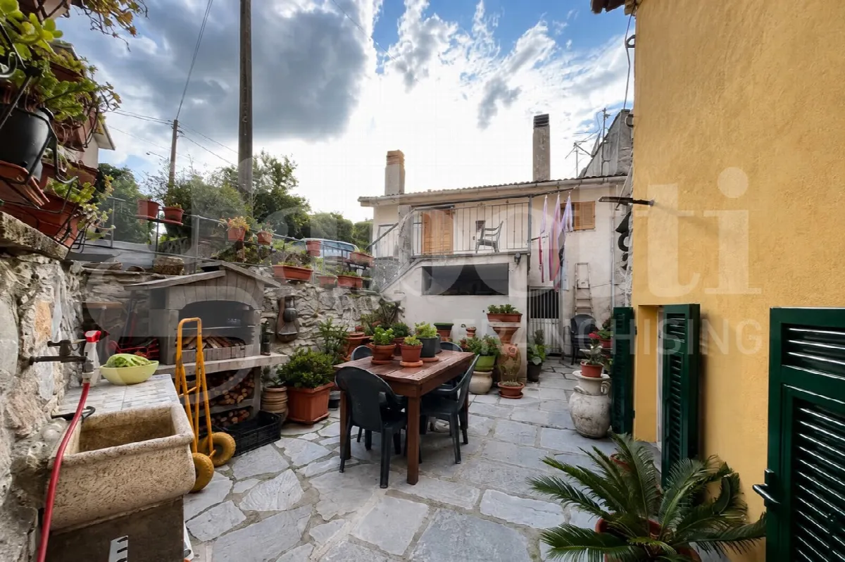 Villetta a schiera in vendita a Ne - foto 1