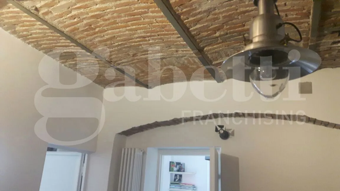 Casa indipendente in vendita a Angera - foto 10