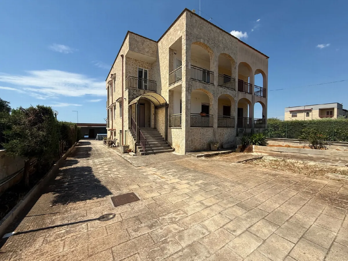 Casa bifamiliare in vendita a Statte - foto 1