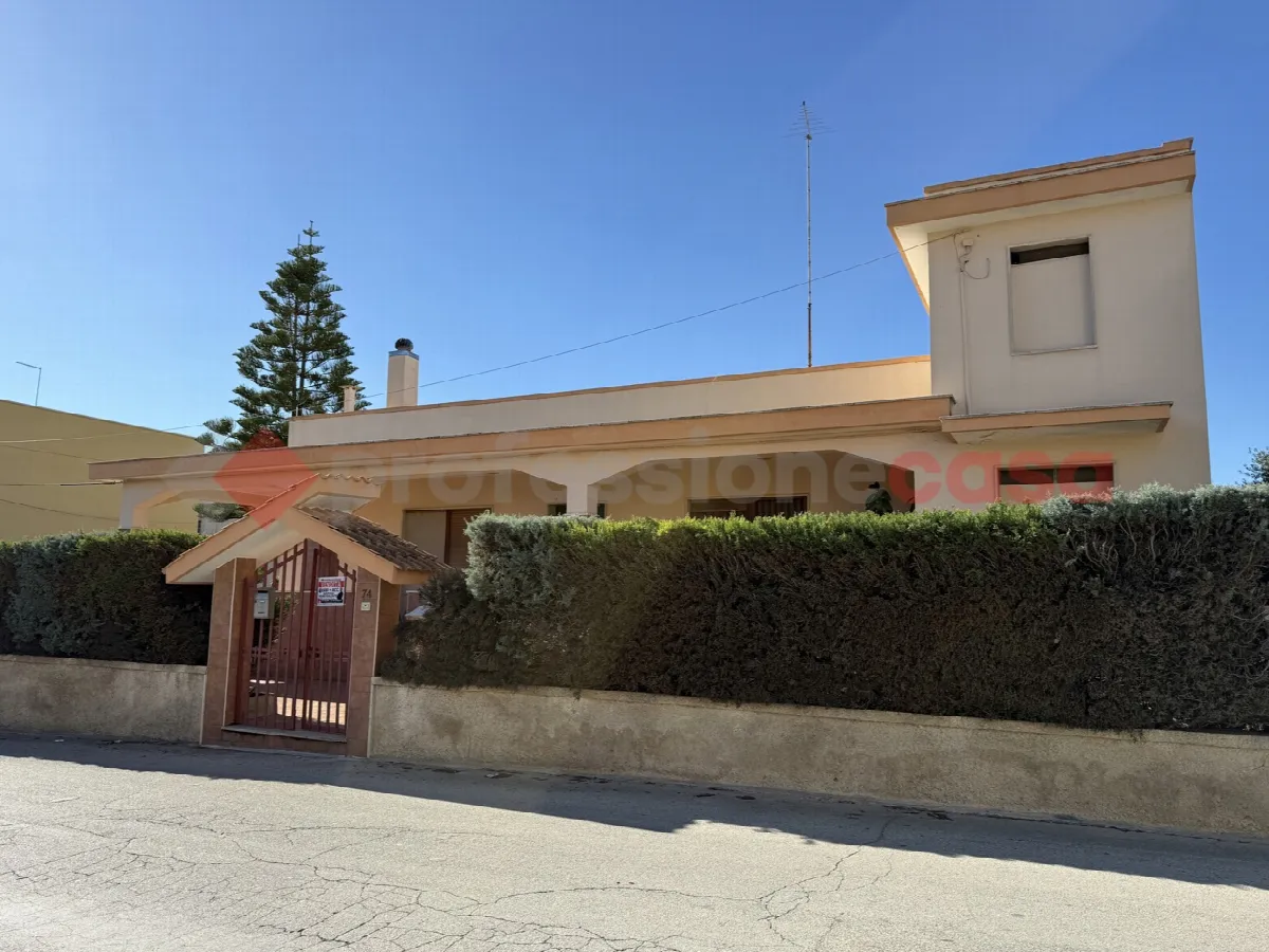 Villetta a schiera in vendita a Crispiano - foto 1