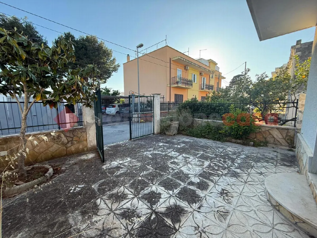 Casa indipendente in vendita a Taranto - foto 4
