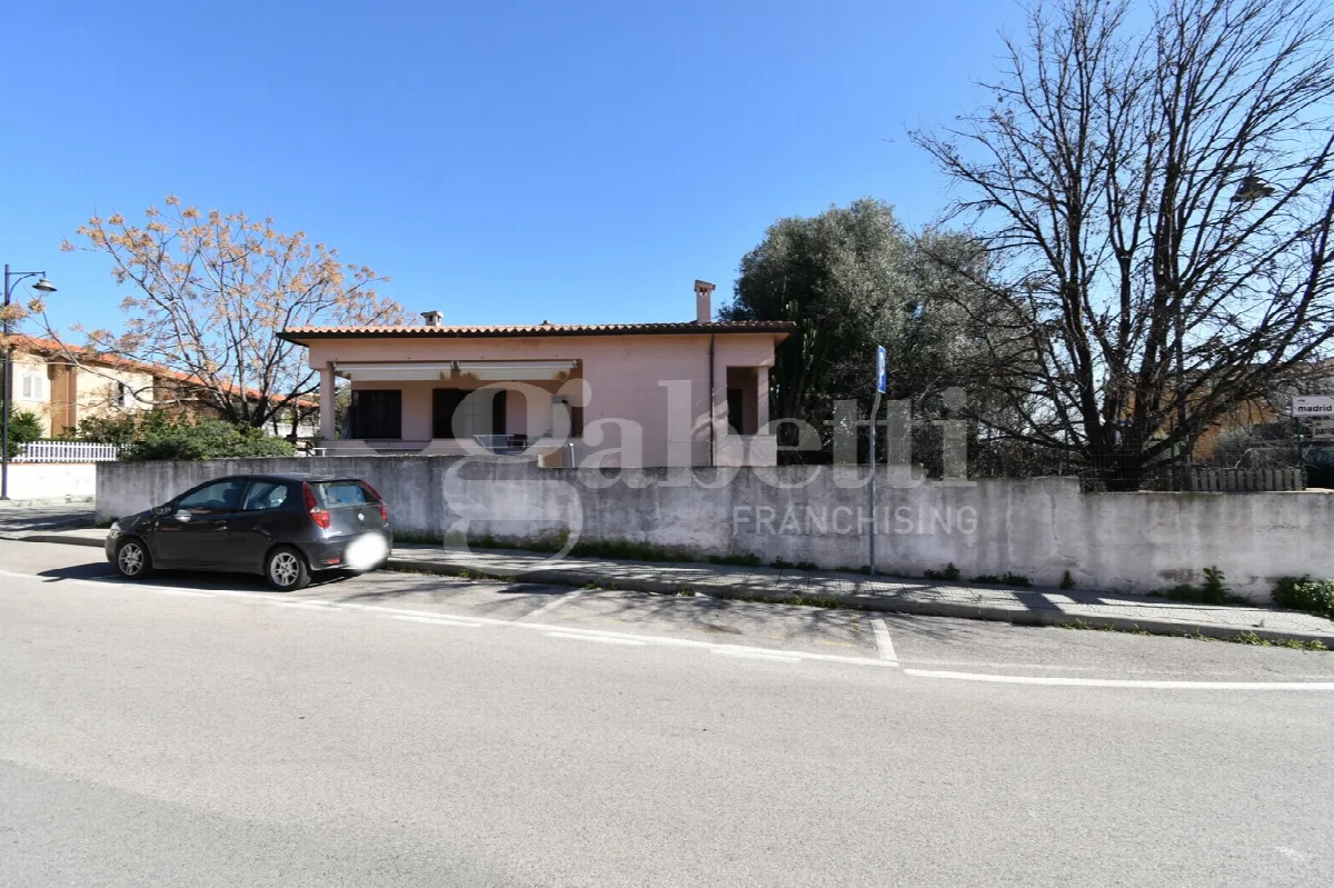Villetta a schiera in vendita a Olbia - foto 1