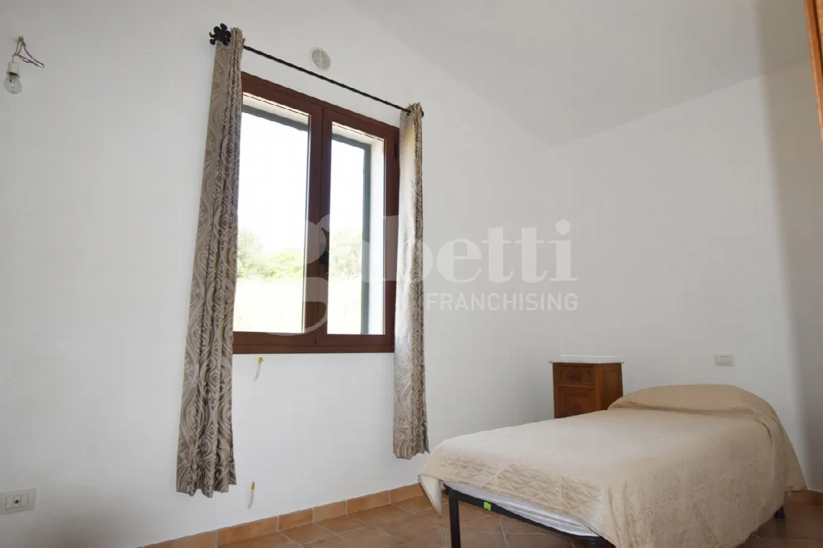 Casa indipendente in vendita a Olbia - foto 9