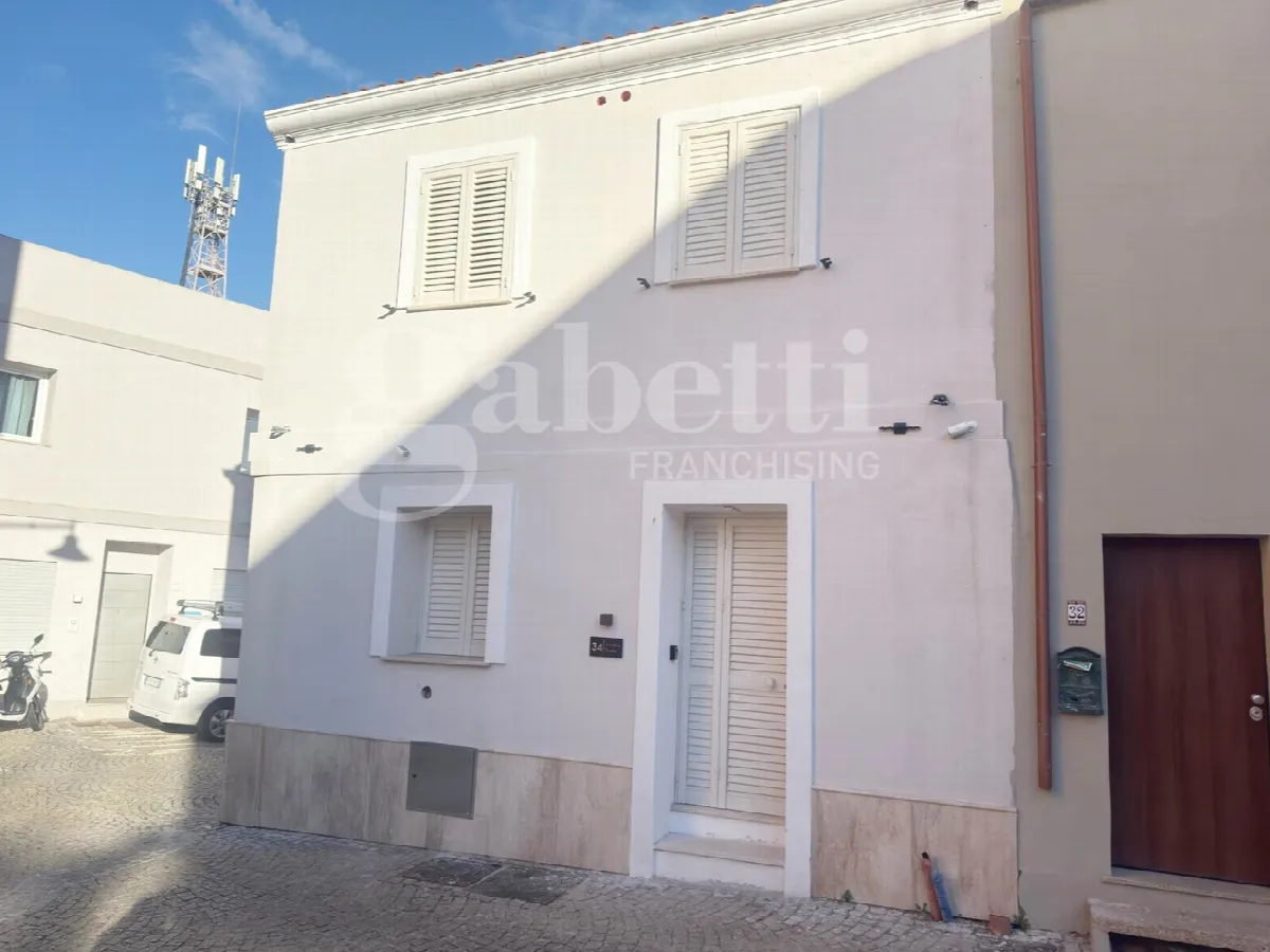 Casa indipendente in vendita a Olbia - foto 2