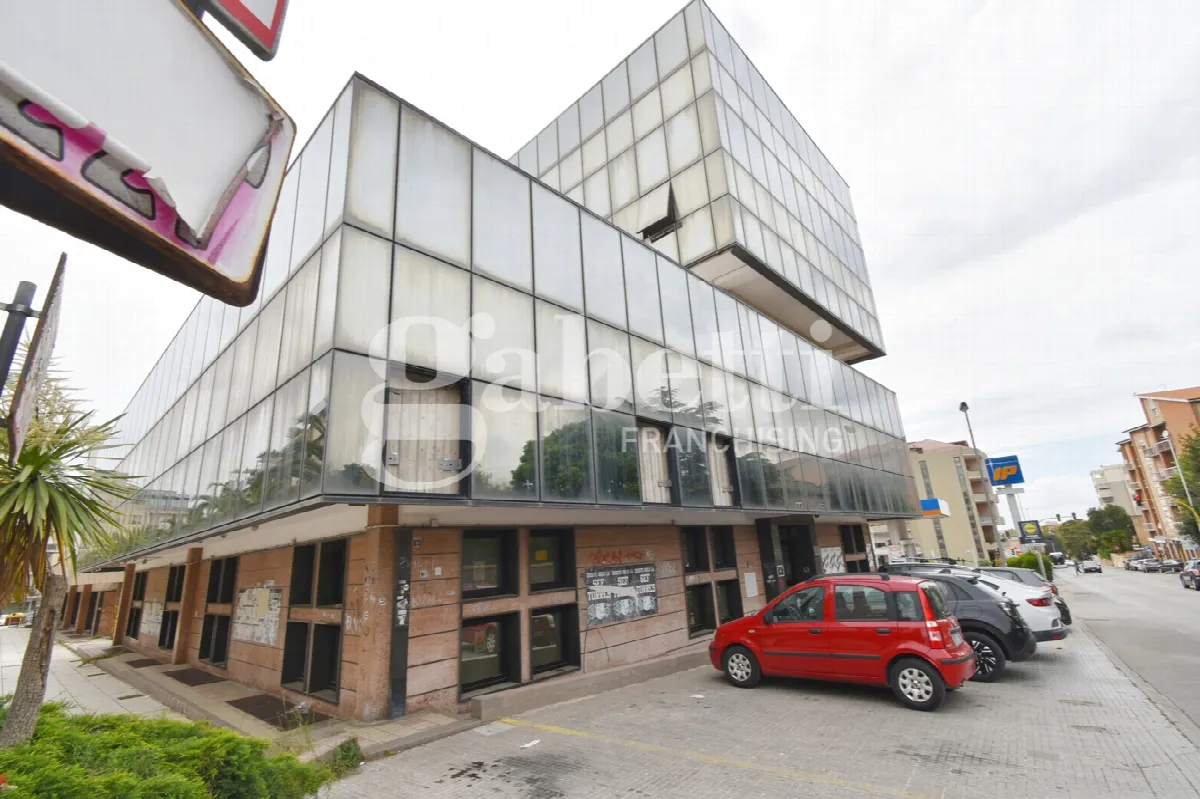 Ufficio in vendita a Sassari - foto 1