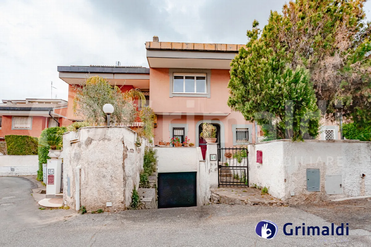 Villetta a schiera in vendita a Roma - foto 1