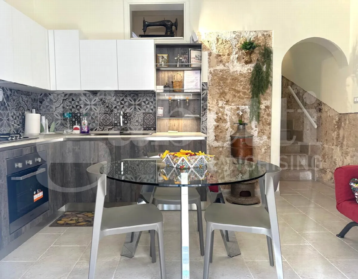Casa indipendente in vendita a Noto - foto 1