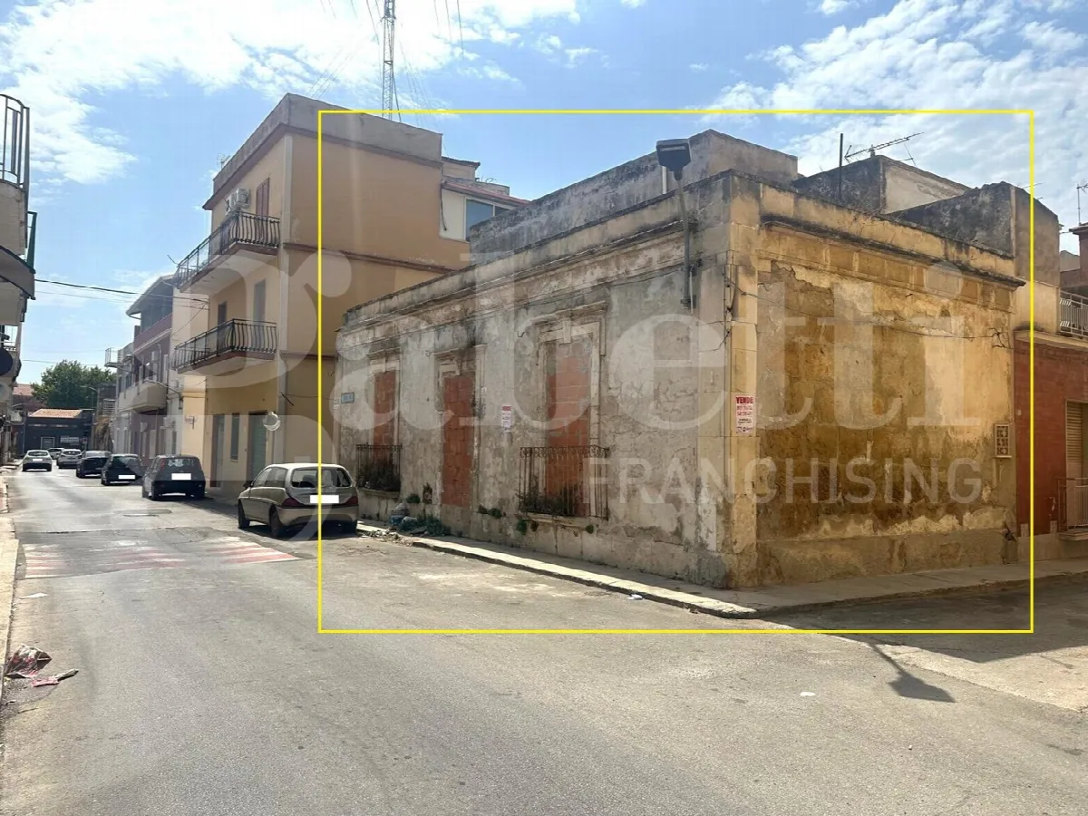 Casa indipendente in vendita a Avola - foto 1