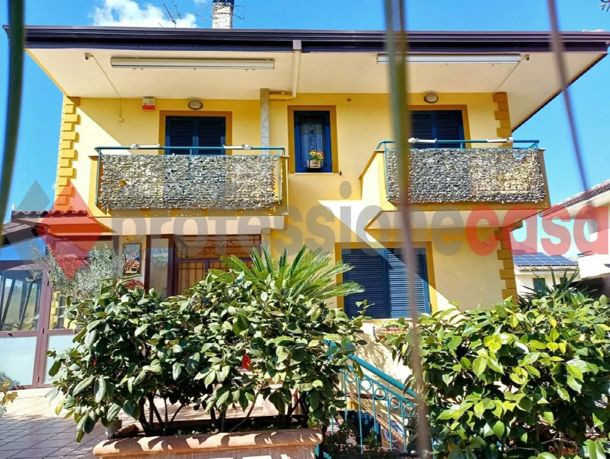 Villetta a schiera in vendita a Giffoni Sei Casali - foto 4