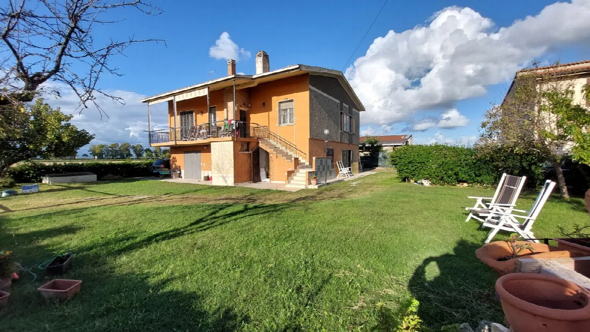 Casa indipendente in vendita a Grosseto - foto 2
