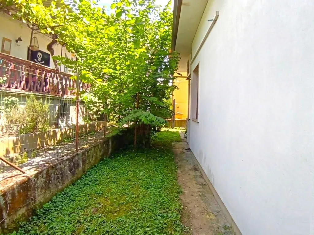 Casa indipendente in vendita a Carrara - foto 2