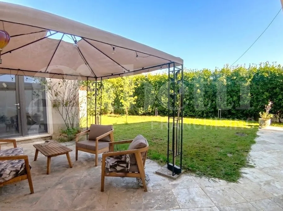 Casa indipendente in vendita a Carrara - foto 1