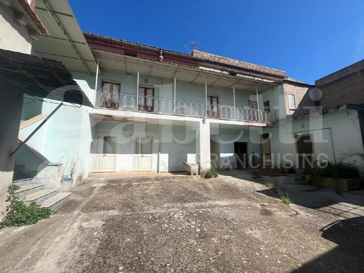 Casa indipendente in vendita a Calvi Risorta - foto 1