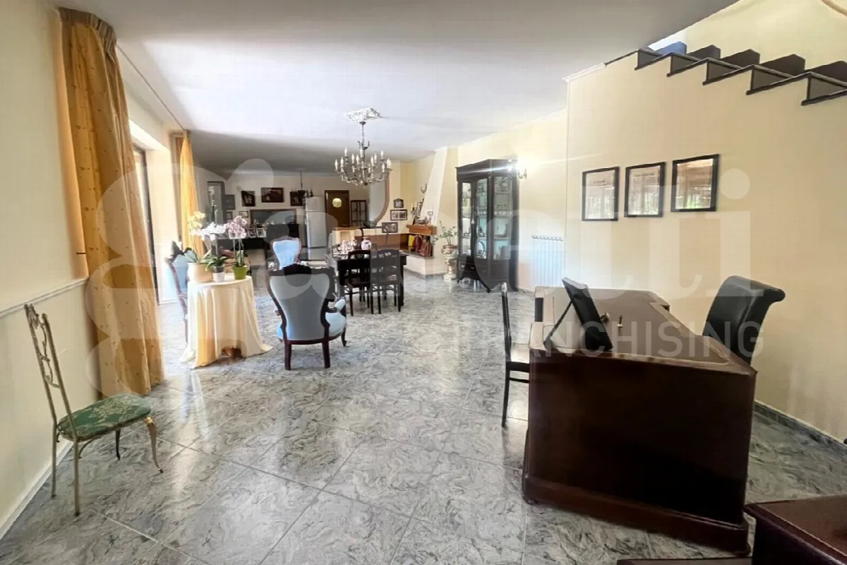 Casa indipendente in vendita a Vitulazio - foto 2