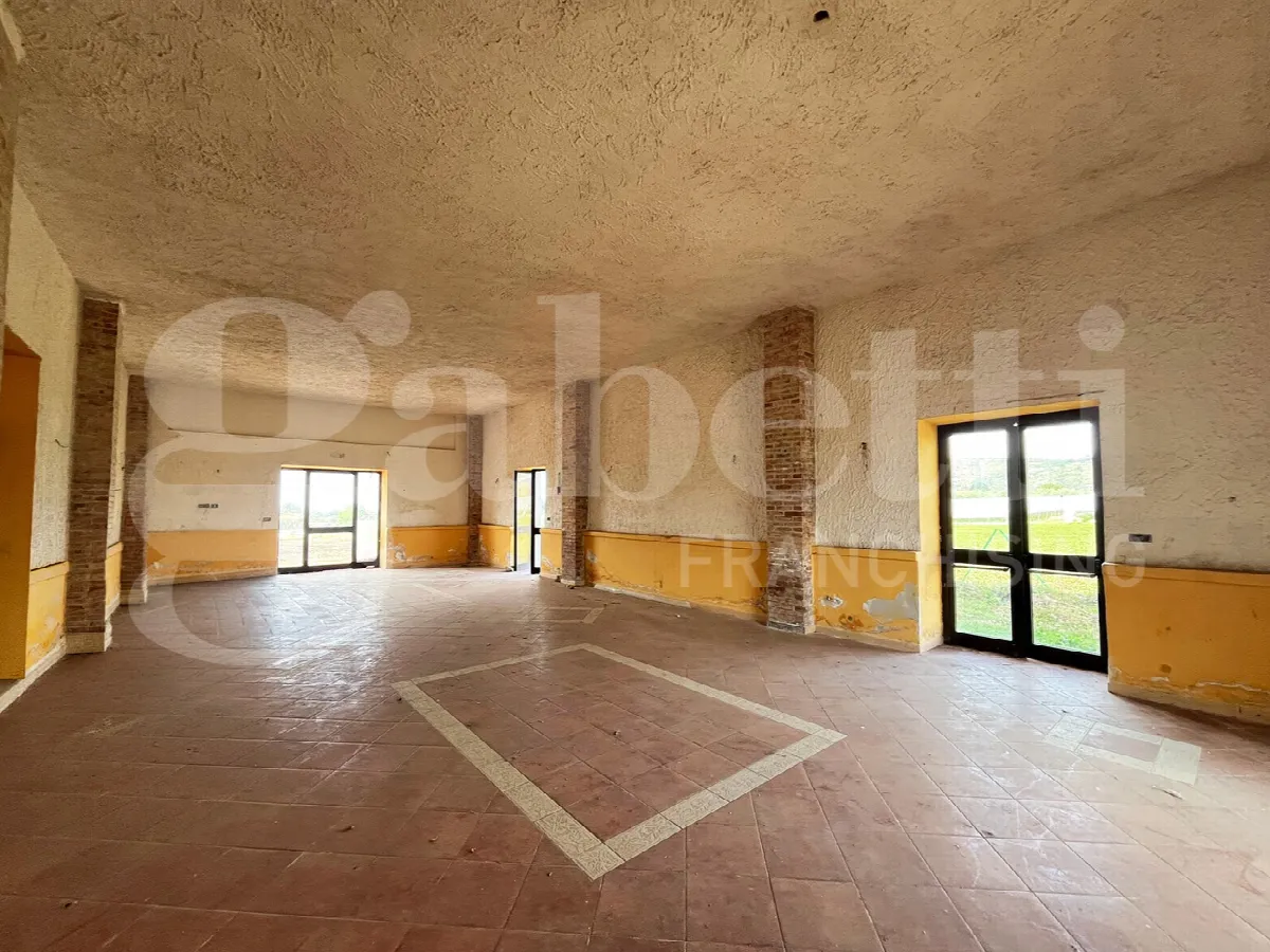 Casa indipendente in vendita a Sparanise - foto 2