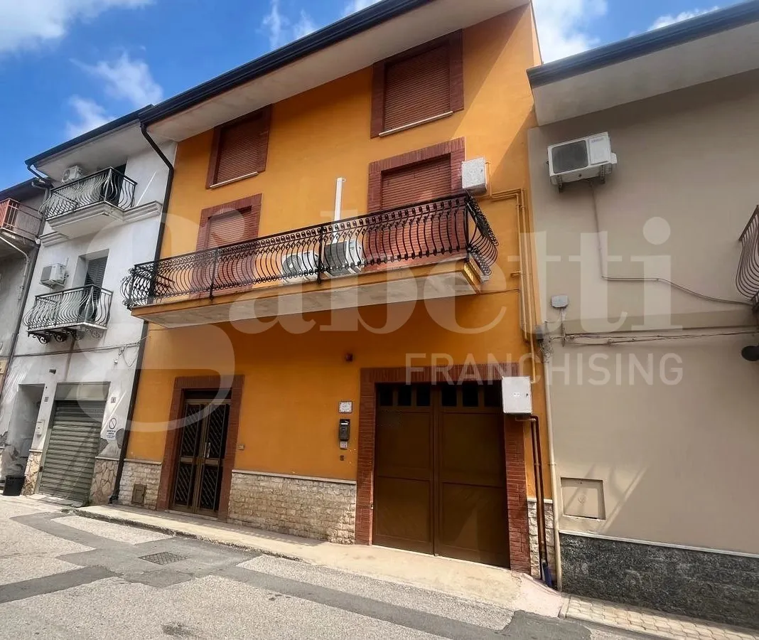 Casa indipendente in vendita a Calvi Risorta - foto 1