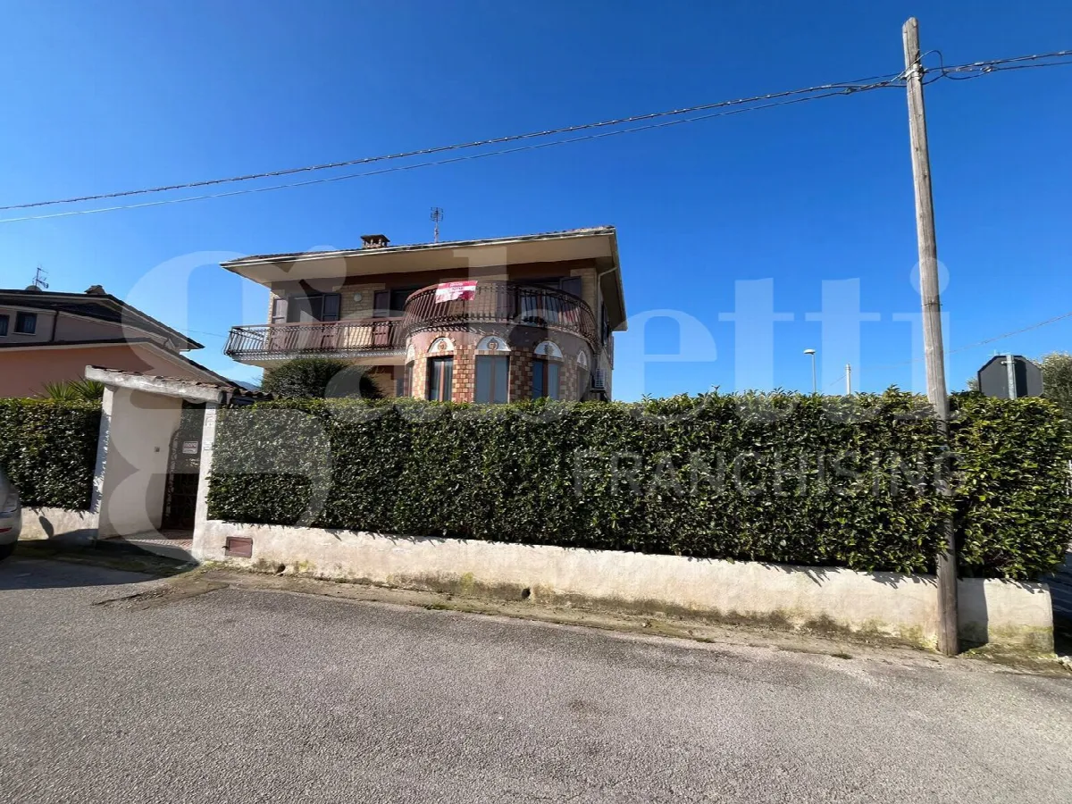 Villa in vendita a Pietramelara - foto 1