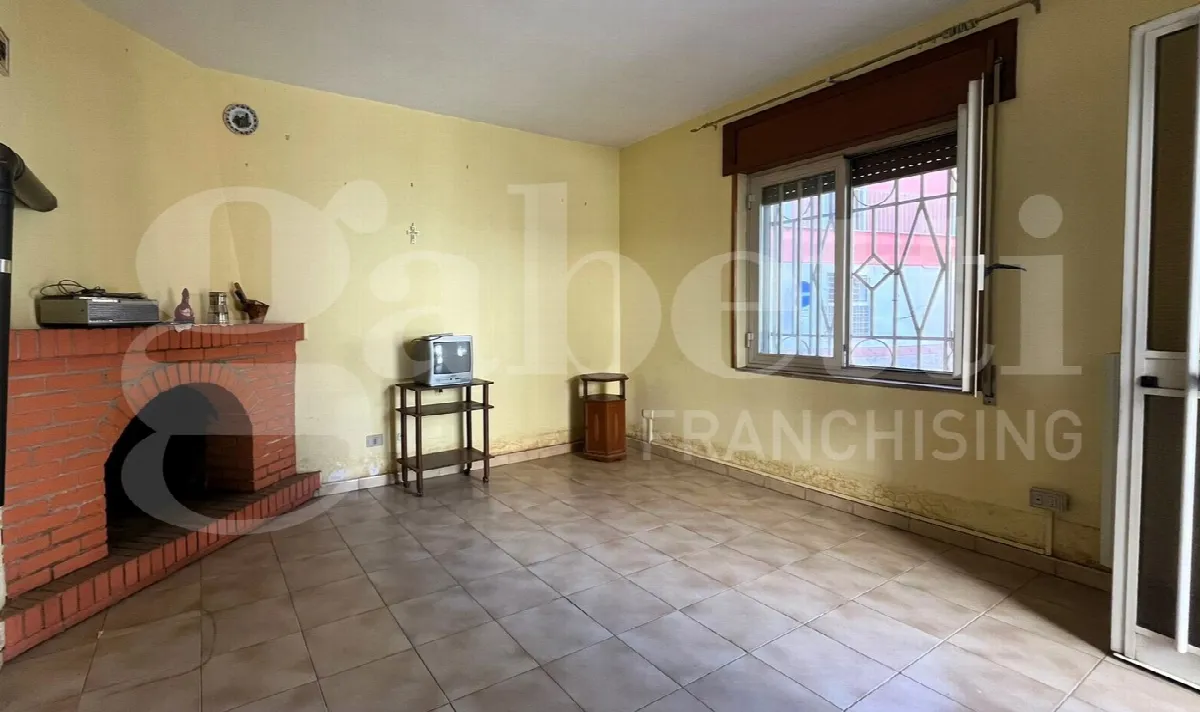 Casa indipendente in vendita a Calvi Risorta - foto 2