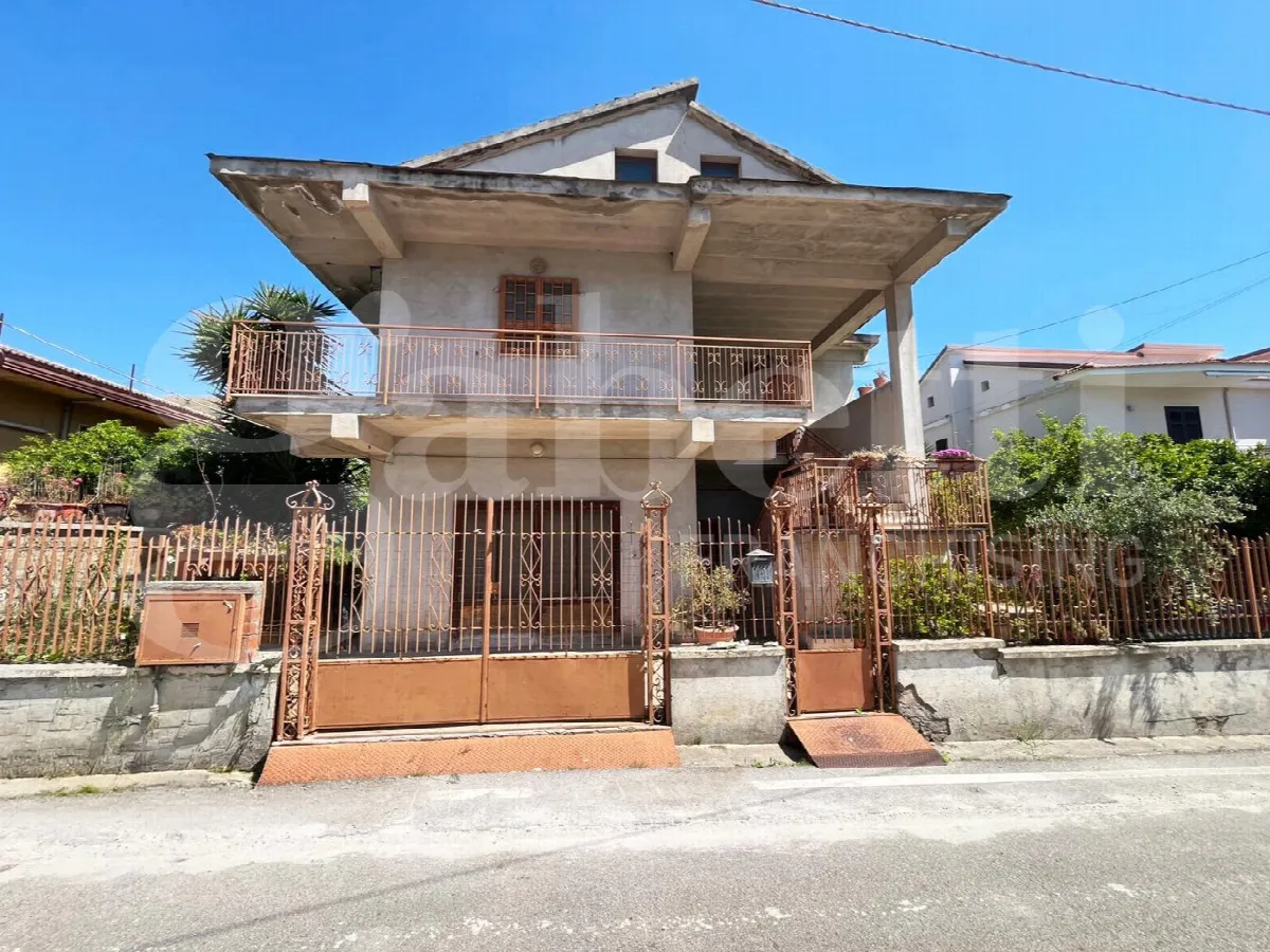 Casa indipendente in vendita a Pignataro Maggiore - foto 1