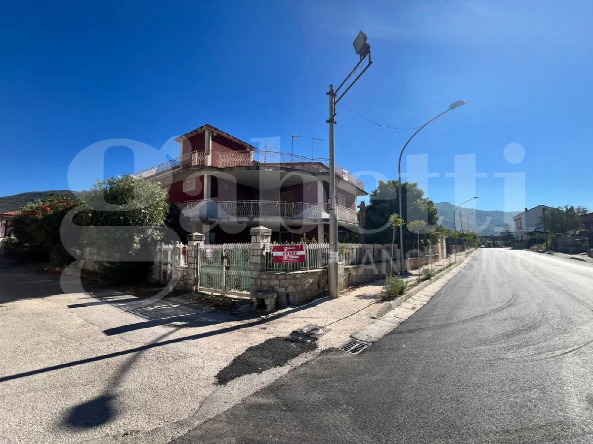 Casa indipendente in vendita a Bellona - foto 1