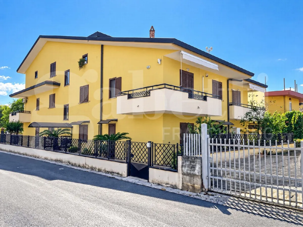 Appartamento in vendita a Vitulazio - foto 1