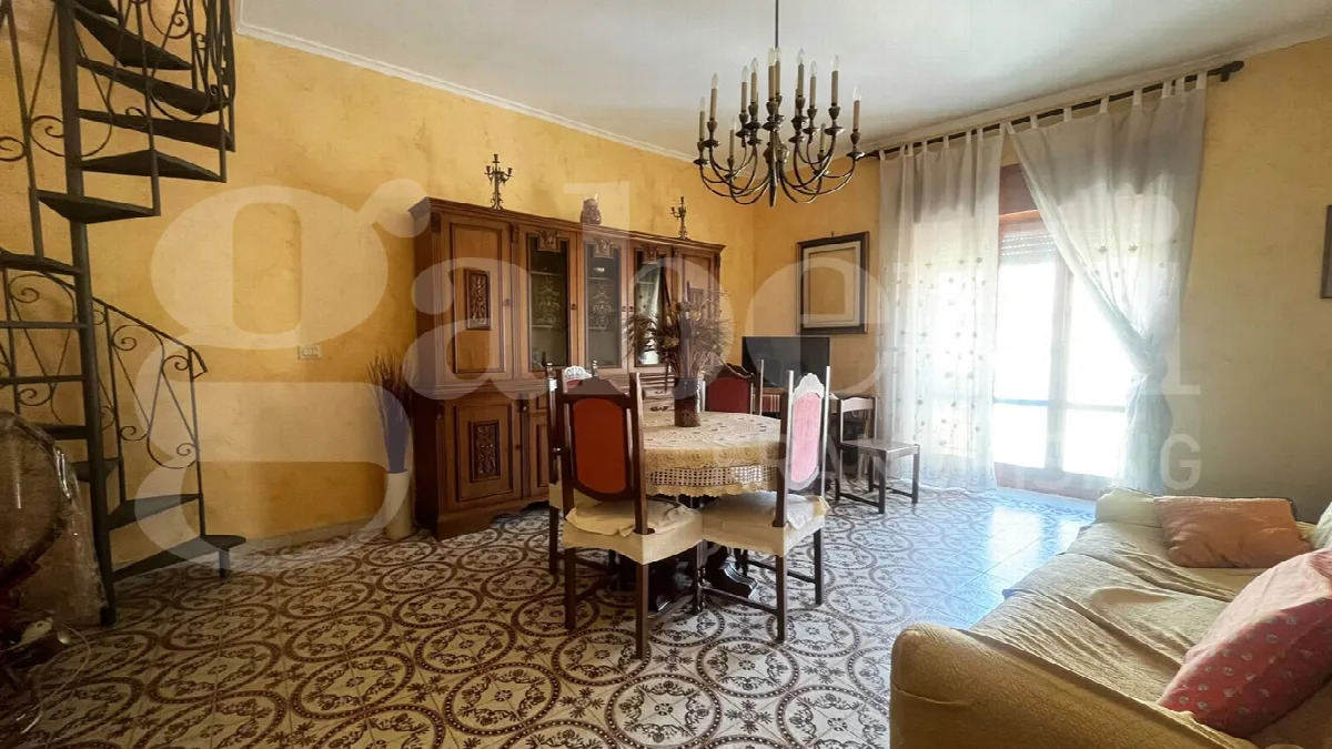 Casa indipendente in vendita a Pastorano - foto 2
