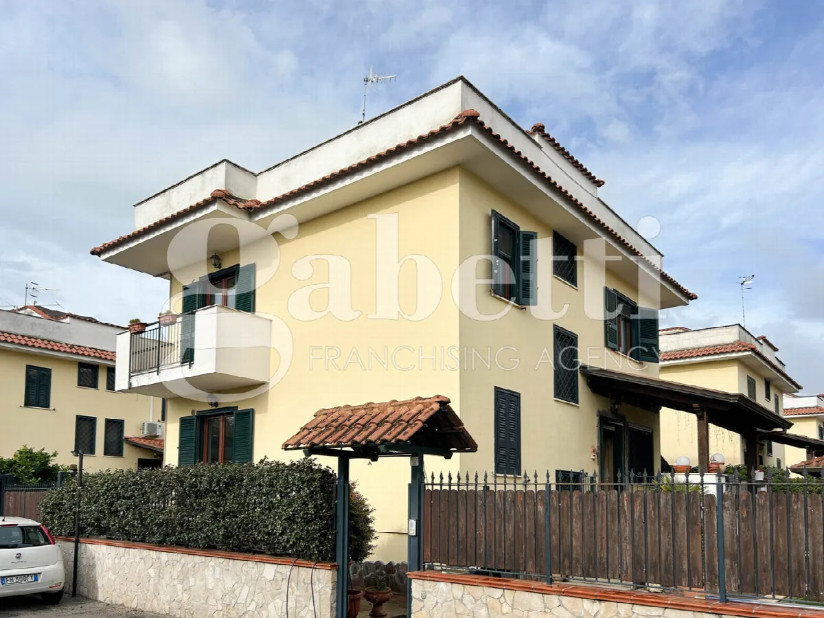 Villa in vendita a Giugliano in Campania - foto 7