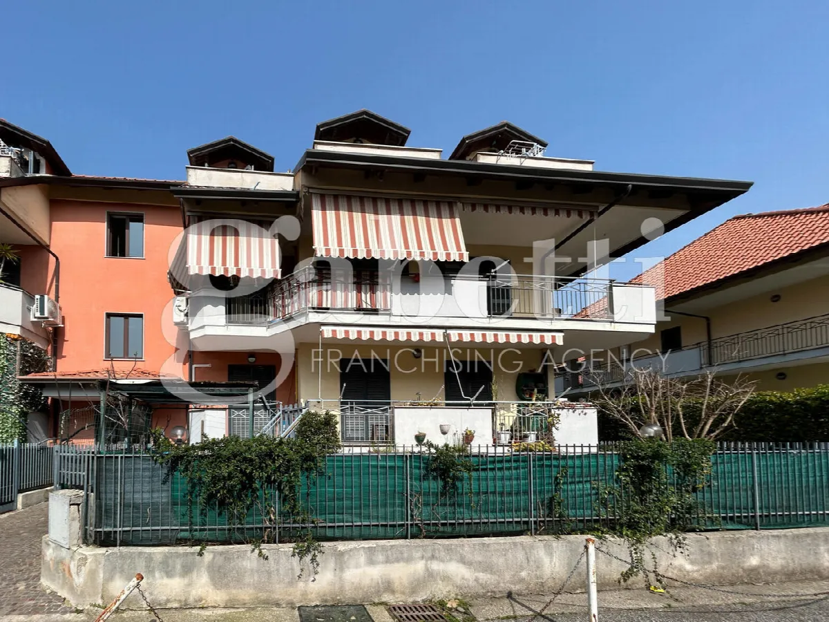 Appartamento in vendita a Giugliano in Campania - foto 2