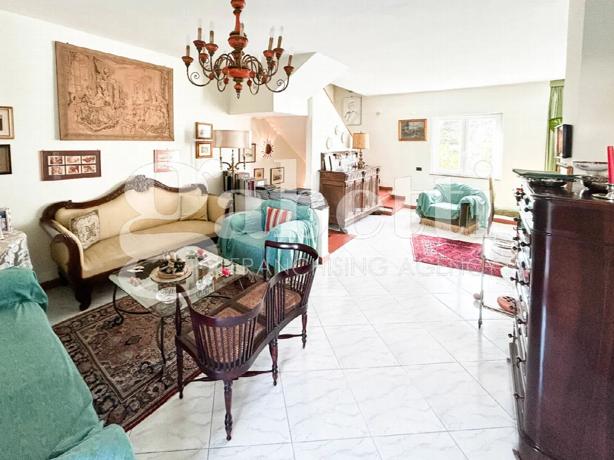 Casa bifamiliare in vendita a Giugliano in Campania - foto 8