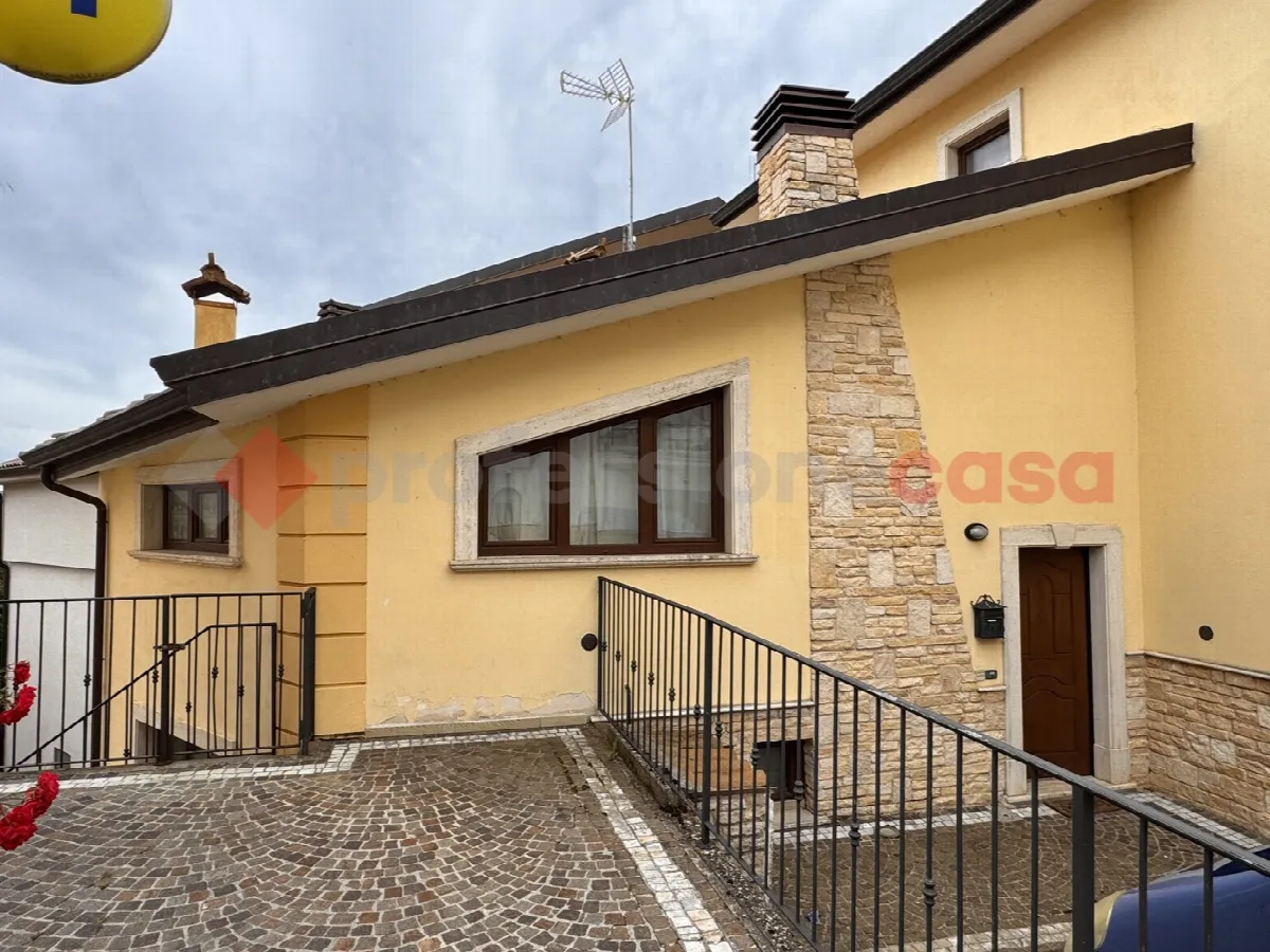 Casa indipendente in vendita a Castel di Sangro - foto 2