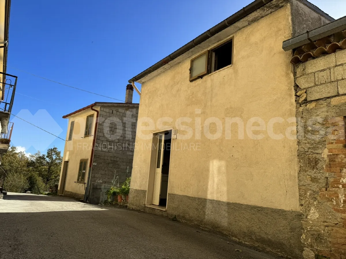 Casa indipendente in vendita a Ateleta - foto 2