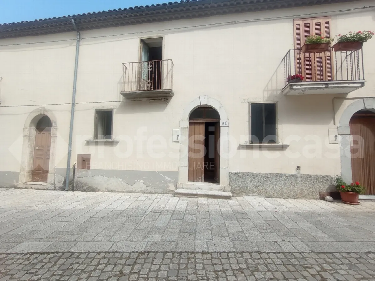 Casa indipendente in vendita a Sant'Angelo del Pesco - foto 2