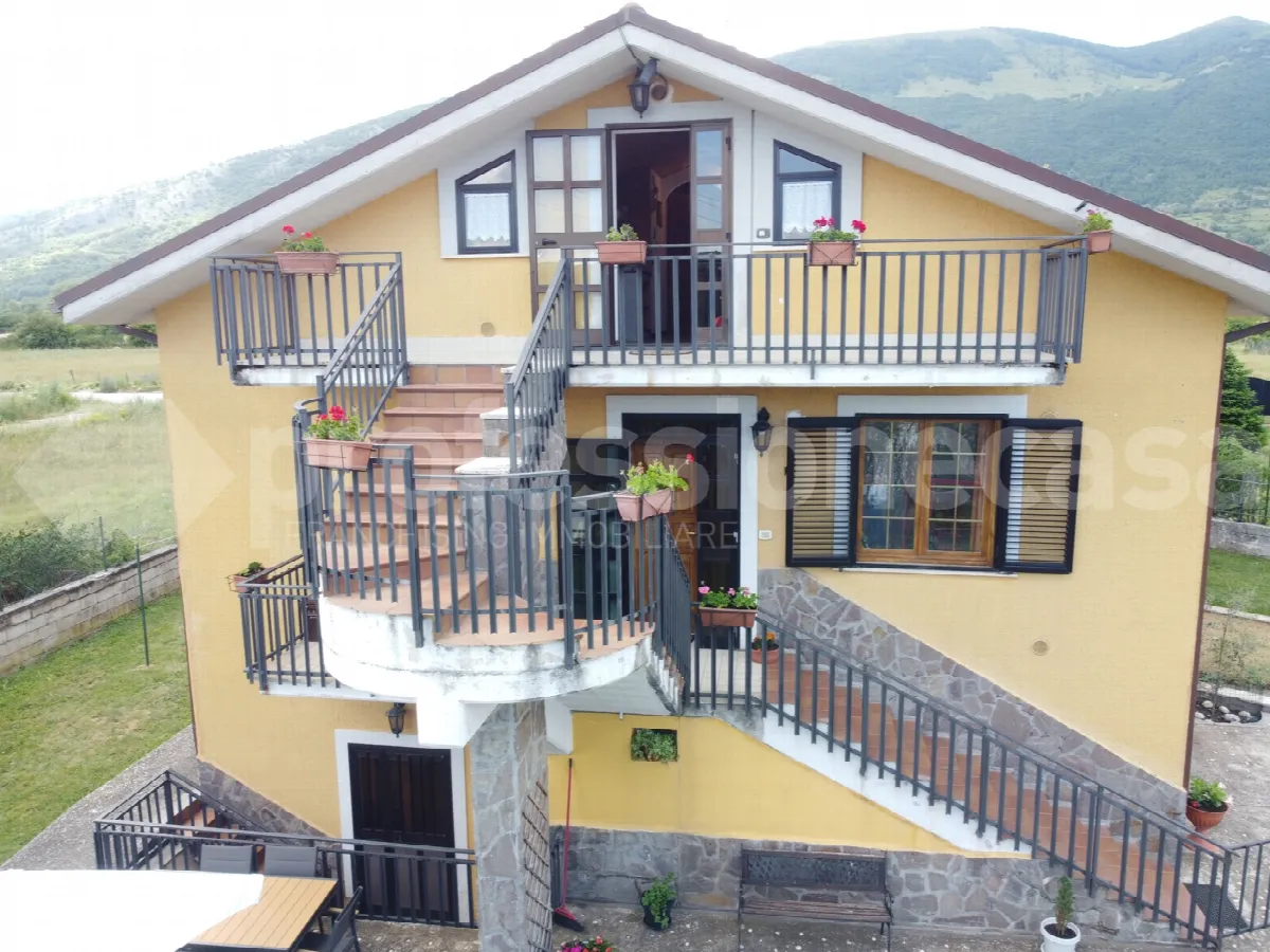 Villetta a schiera in vendita a Castel di Sangro - foto 2