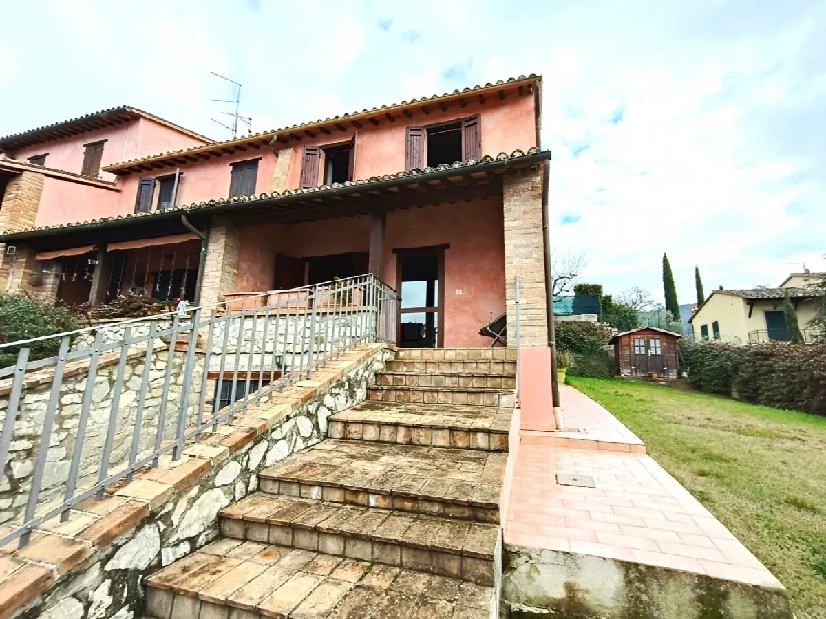 Villetta a schiera in vendita a Guardea - foto 2